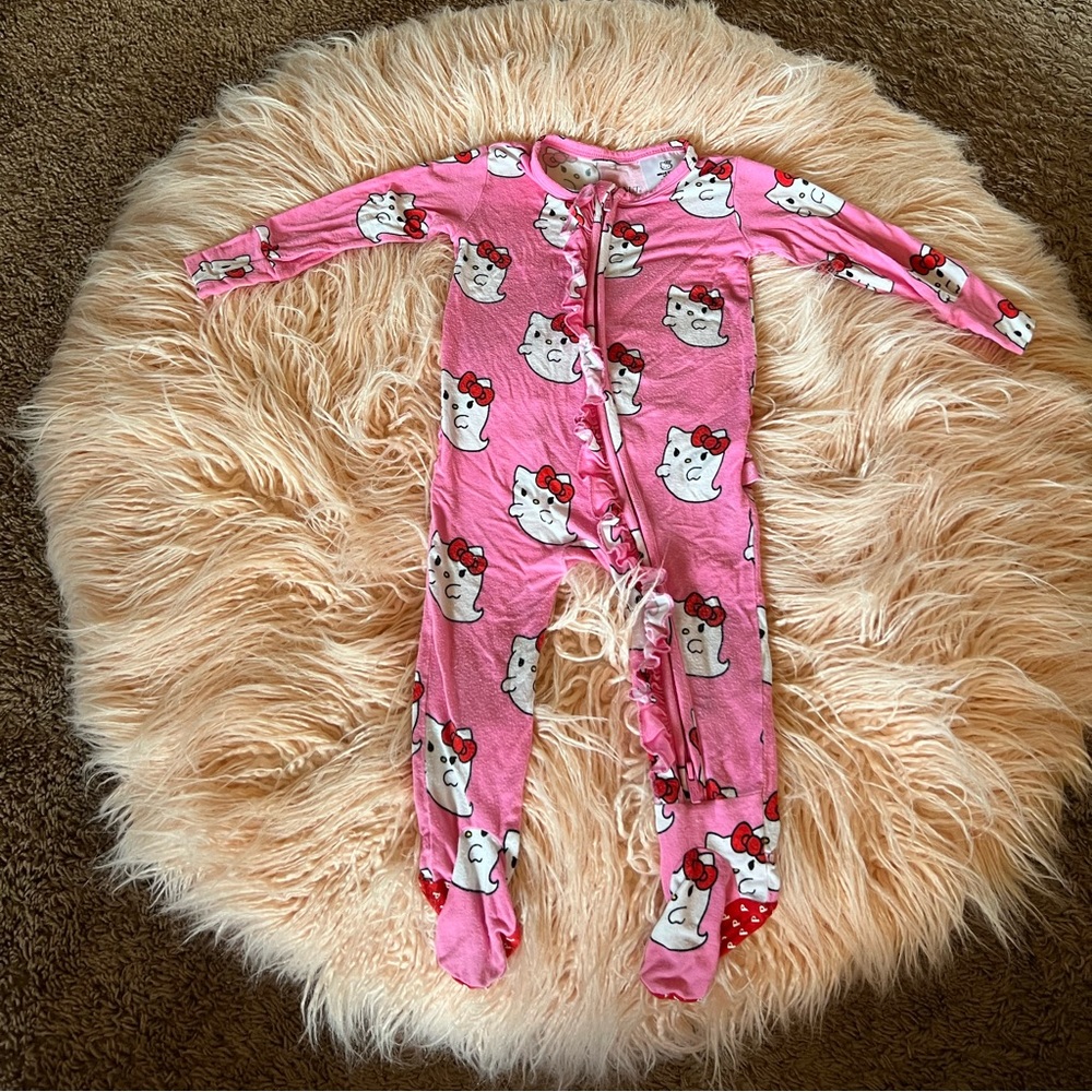 Posh Peanut Hello Kitty Halloween footie